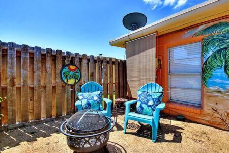 Spanish Village Cottage W Private Cabana Порт Арансас Екстериор снимка